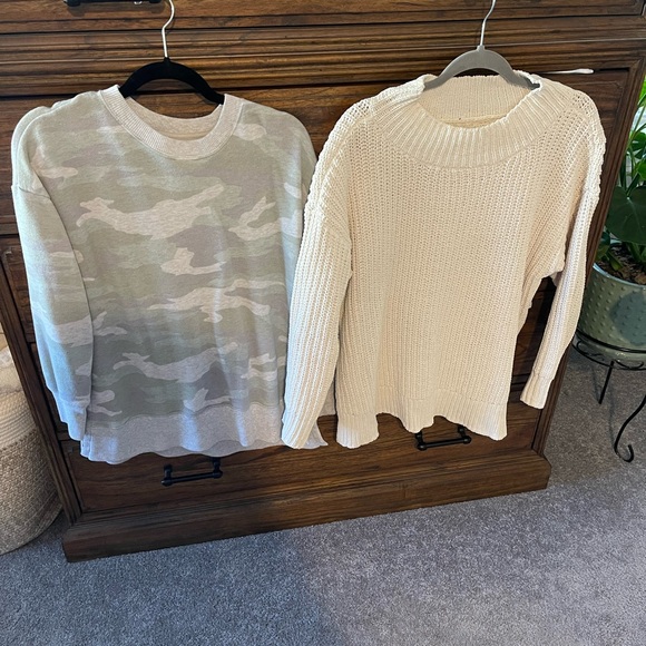 aerie Tops - Cozy Aeire pullover Bundle